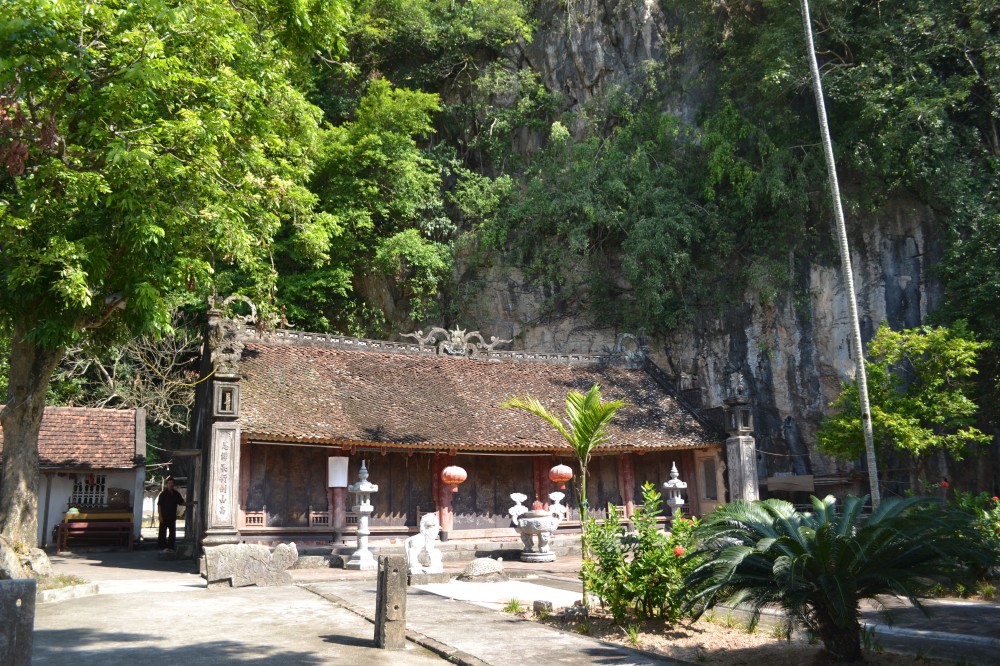 Đền Thánh Tô thờ Thái Úy Tô Hiến Thành tại Ninh Bình